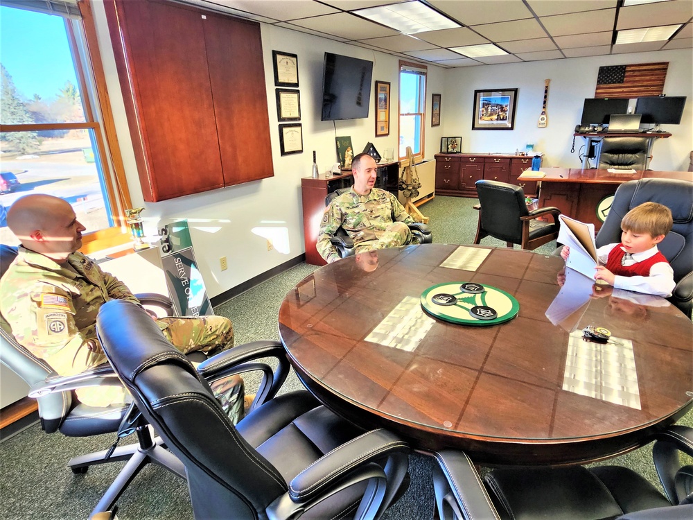 ‘Hero’ interview: 6-year-old confers with Fort McCoy Garrison commander for social studies project