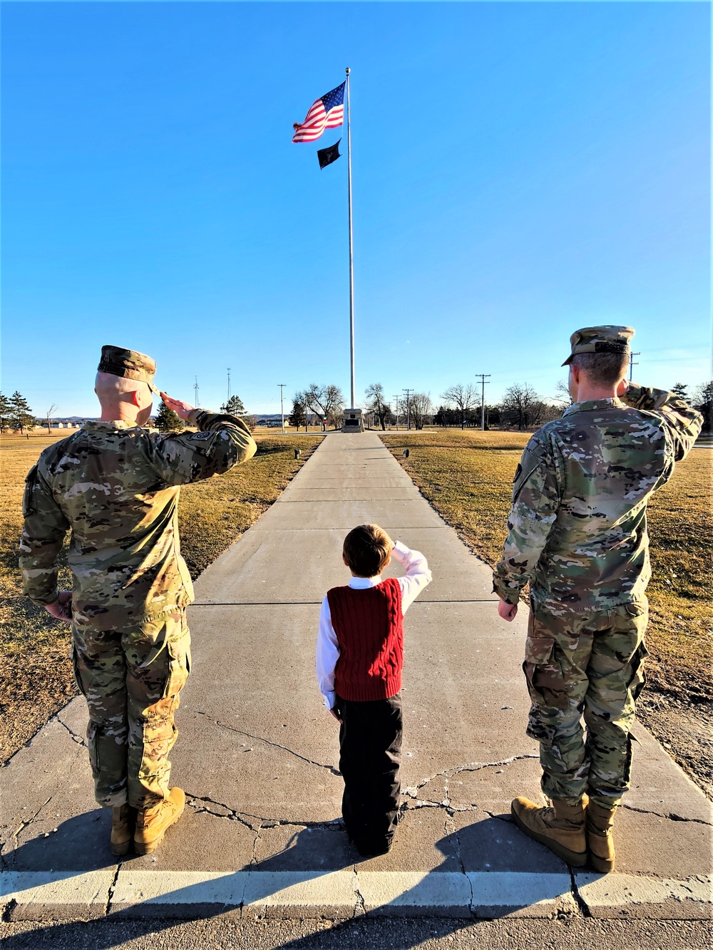 ‘Hero’ interview: 6-year-old confers with Fort McCoy Garrison commander for social studies project