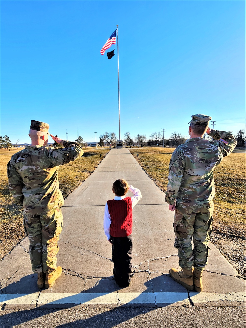 ‘Hero’ interview: 6-year-old confers with Fort McCoy Garrison commander for social studies project