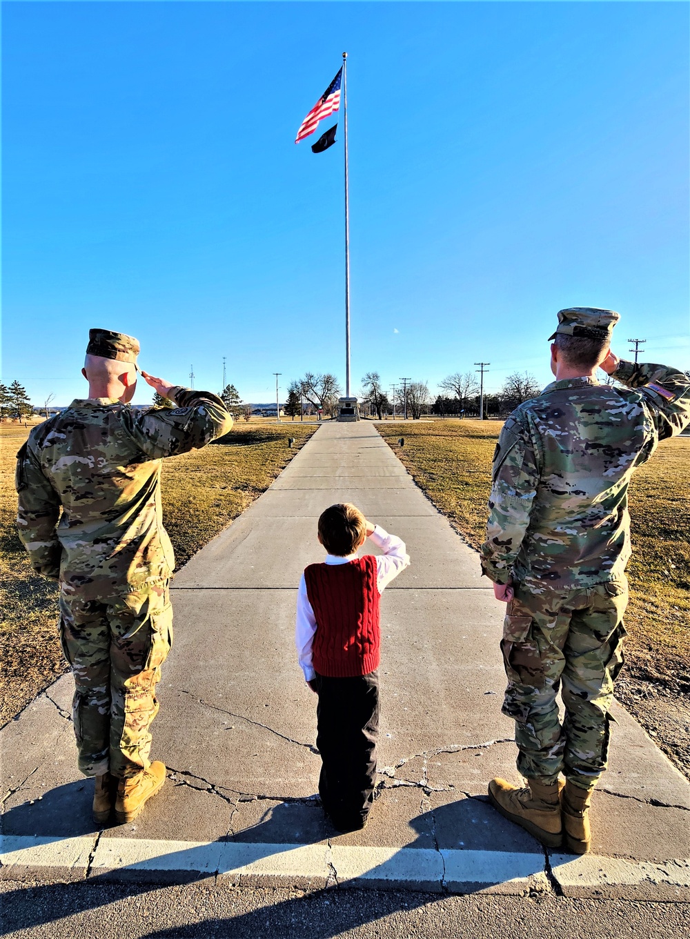 ‘Hero’ interview: 6-year-old confers with Fort McCoy Garrison commander for social studies project