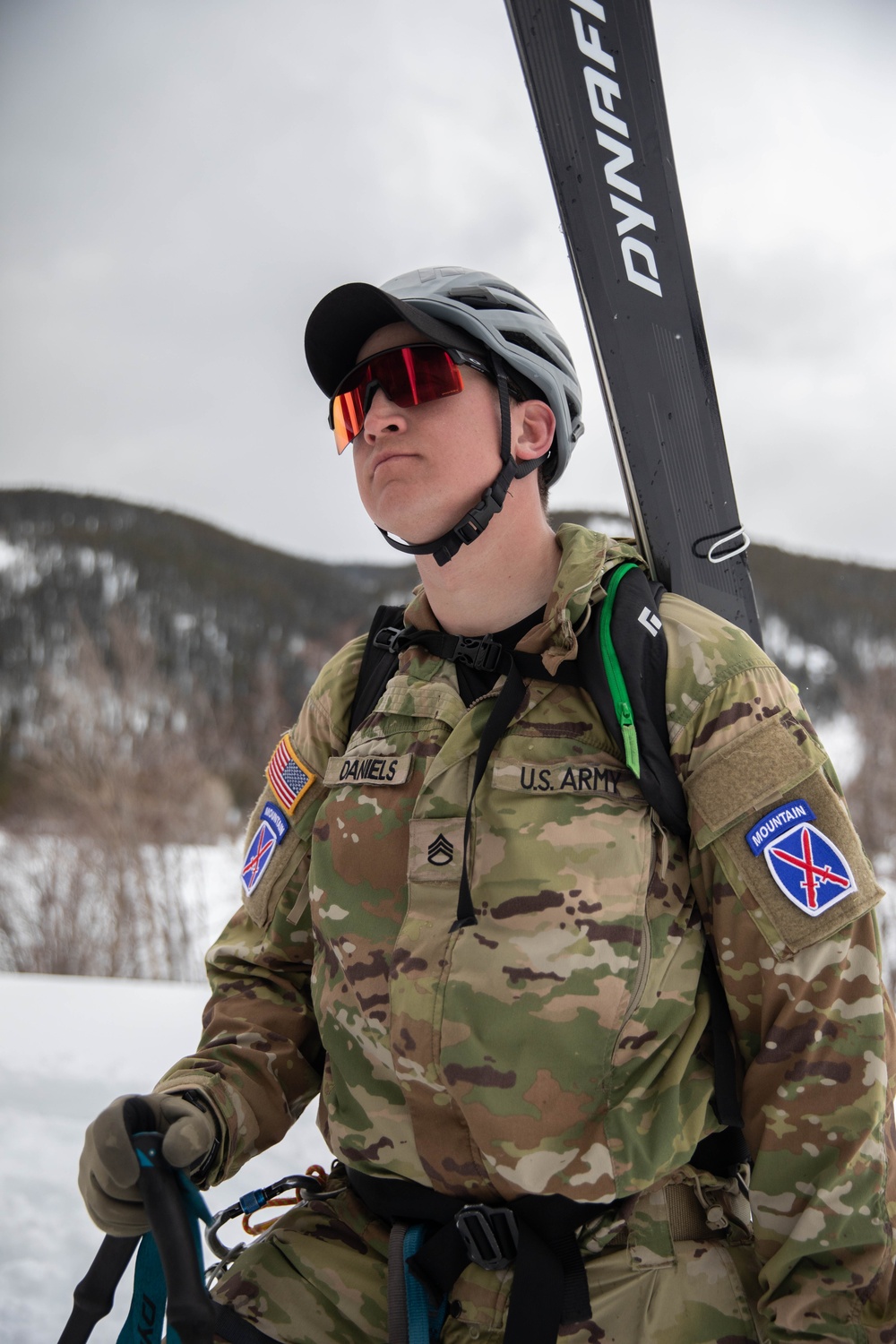 Soldiers Prepare for the Hale to Vail Traverse