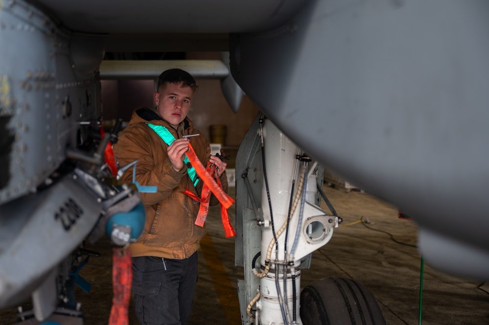 25th FGS APG keeps A-10s ready to “Fight Tonight”