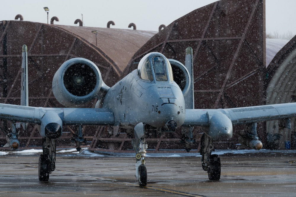 25th FGS APG keeps A-10s ready to “Fight Tonight”