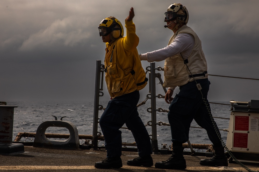 USS Laboon Conducts Flight Operations in the Red Sea