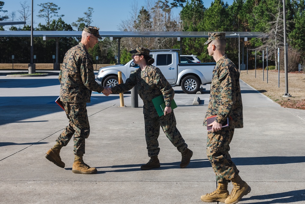 U.S. Marine Corps Lt. Gen. James Glynn visits Wounded Warrior Battalion East