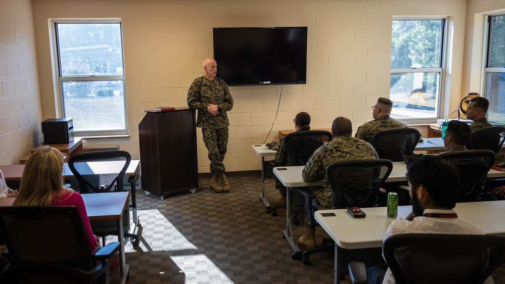 U.S. Marine Corps Lt. Gen. James Glynn visits Wounded Warrior Battalion East