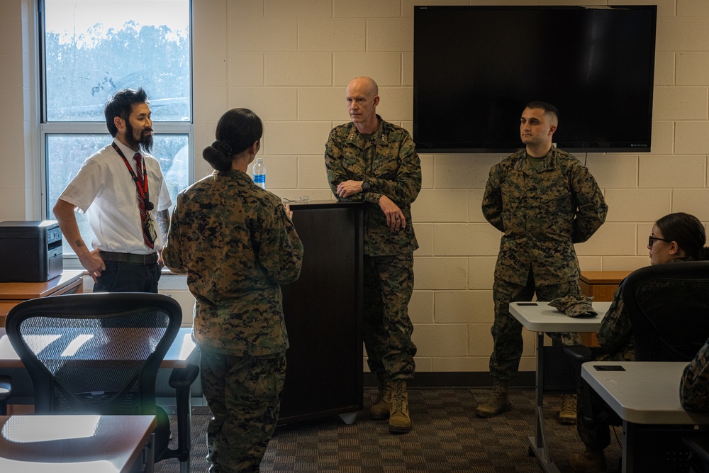 U.S. Marine Corps Lt. Gen. James Glynn visits Wounded Warrior Battalion East