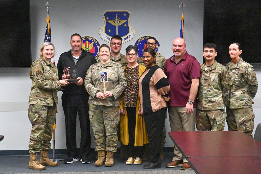 AMC Command Surgeon explores 19 MDG’s mission during TLR visit