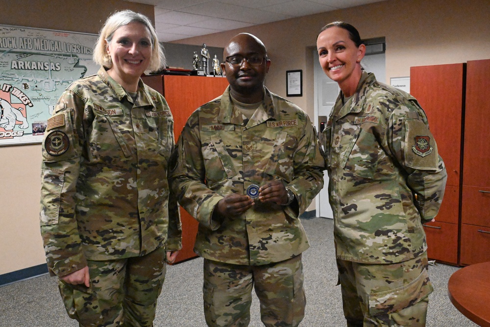 AMC Command Surgeon explores 19 MDG’s mission during TLR visit