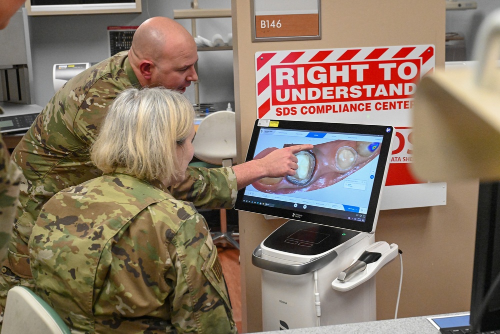 AMC Command Surgeon explores 19 MDG’s mission during TLR visit