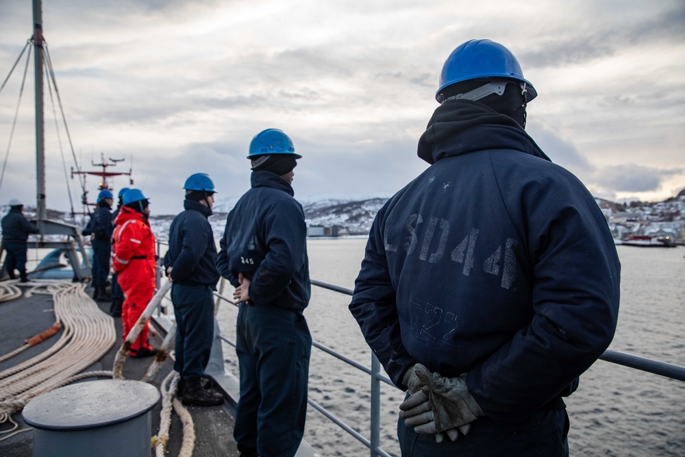 USS Gunston Hall Arrives in Harstad, Norway, in Support of Steadfast Defender 24