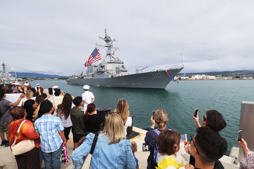 USS William P. Lawrence Returns to Hawaii