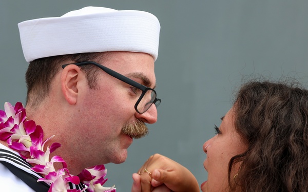 USS William P. Lawrence returns to Pearl Harbor.
