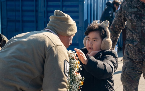 USS Missouri port visit