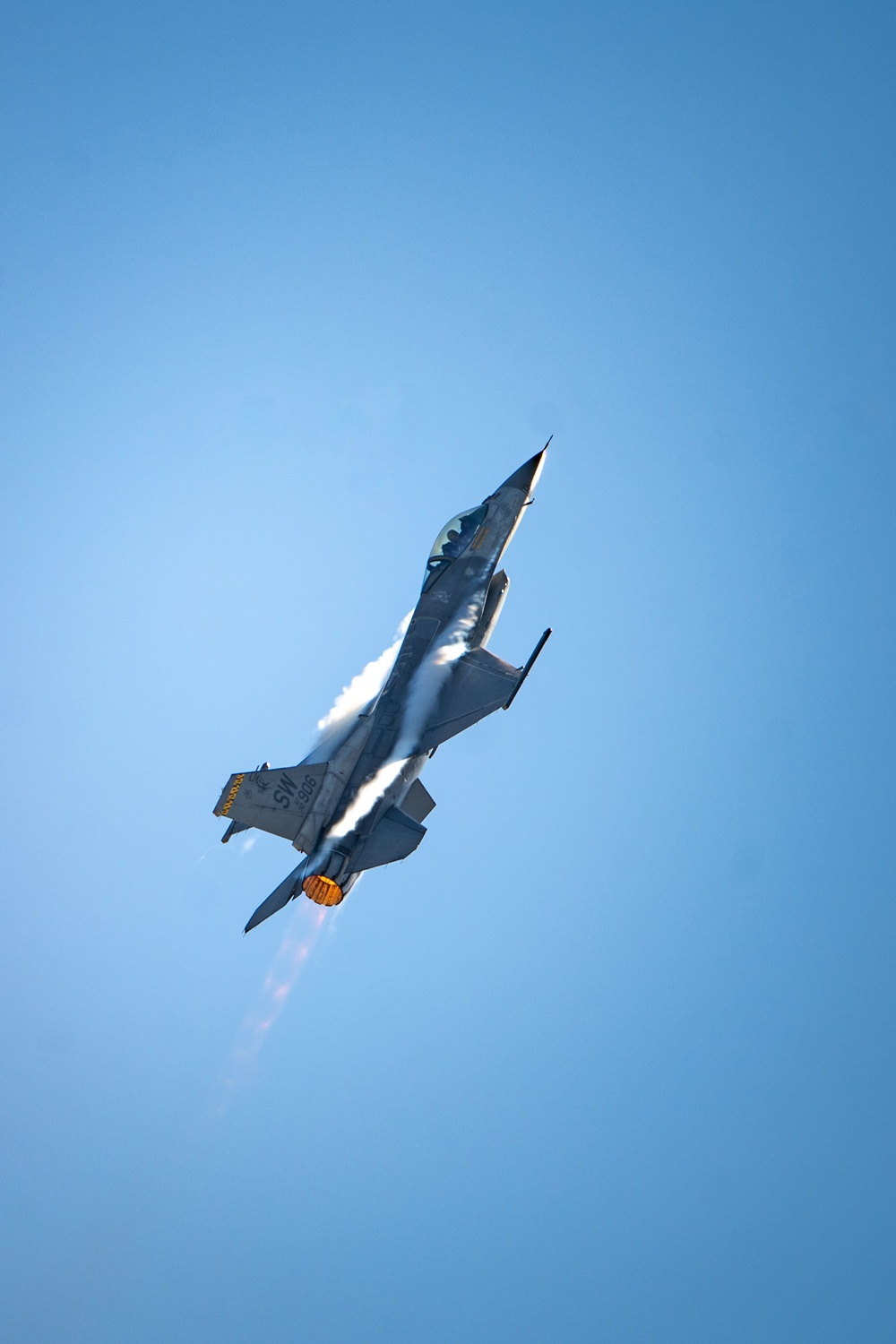 The 2024 F-16 Viper Demonstration Team continues training for the air show season