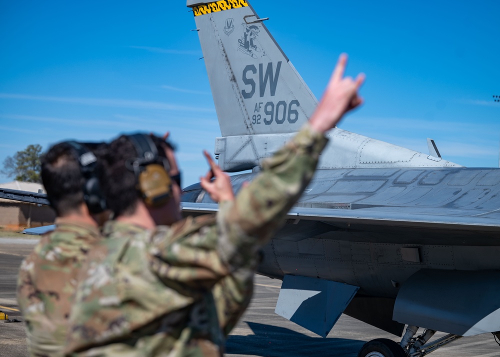 The 2024 F-16 Viper Demonstration Team continues training for the air show season