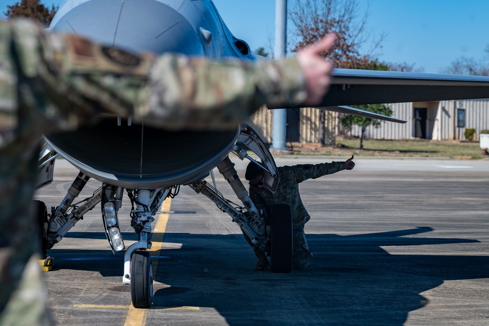 The 2024 F-16 Viper Demonstration Team continues training for the air show season