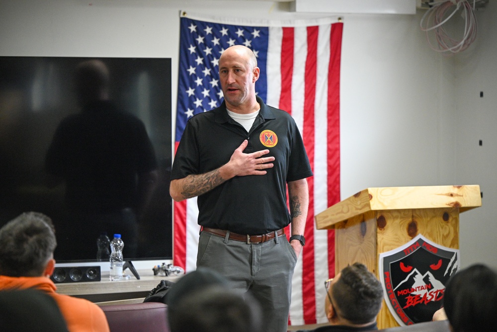 10th AAMDC Command Sergeant Major visits 11th Missile Defense Battery