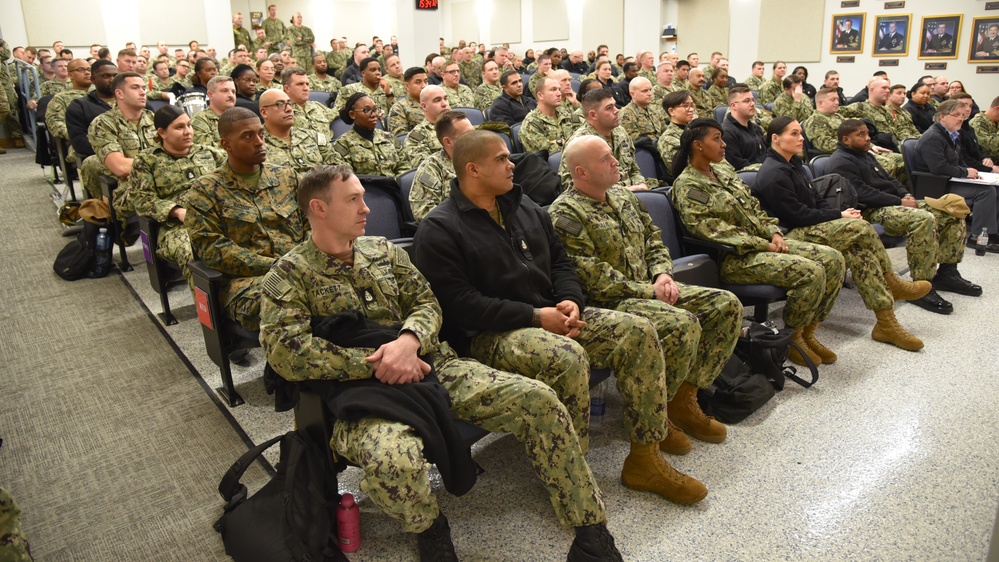 VCNO Kilby visits Senior Enlisted Academy