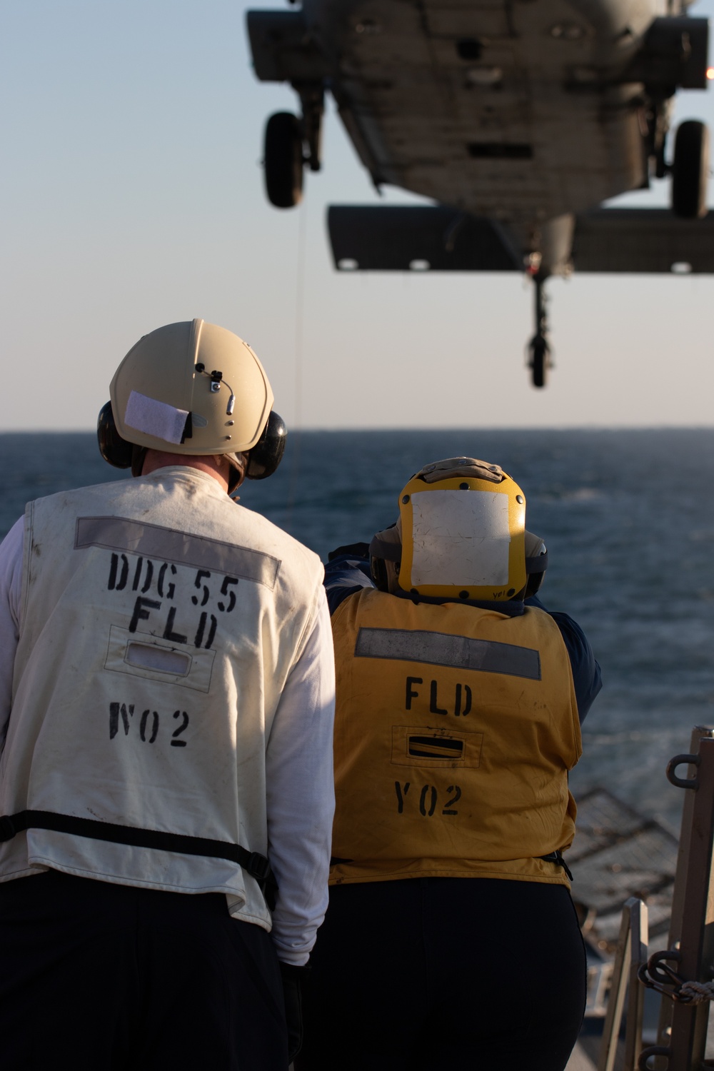 USS Stout conducts flight operation