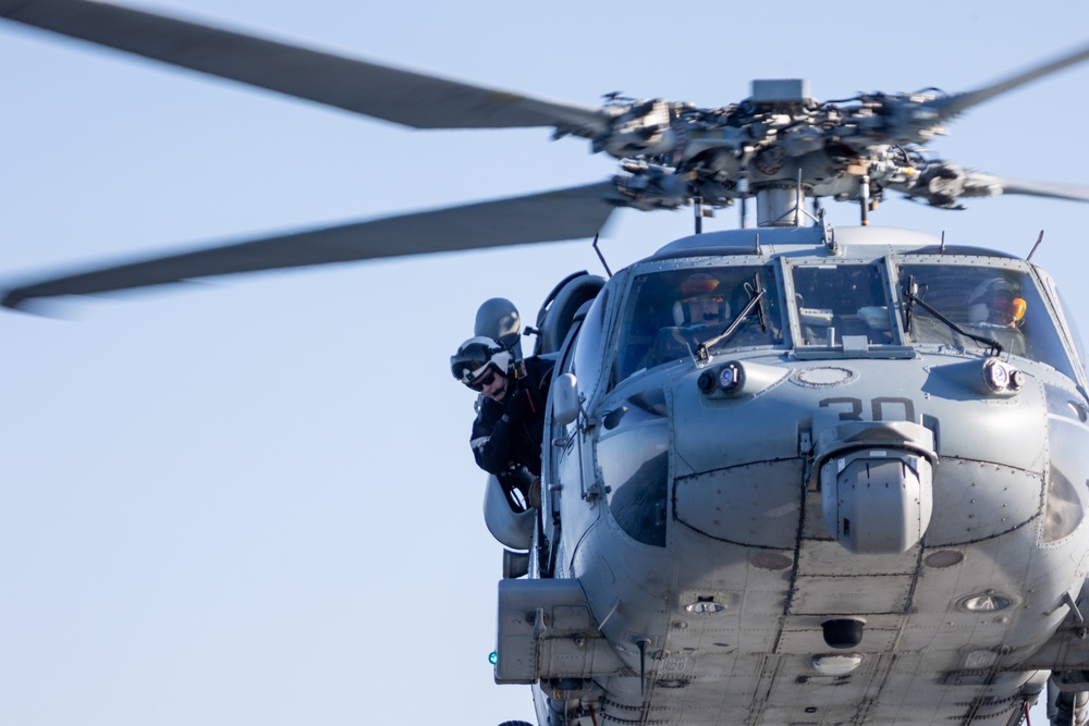 USS Stout conducts flight operations