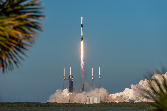 Falcon 9 Telkomsat-113BT Launch