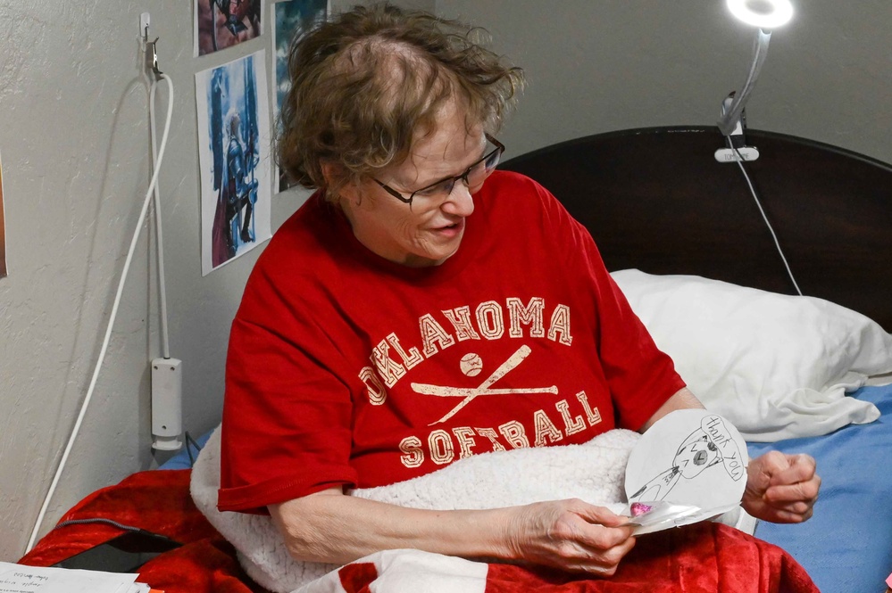 Heartfelt Connections: Airmen deliver Valentines to Veterans
