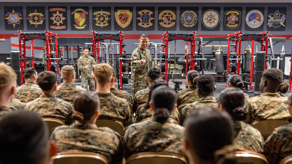 Sgt. Maj. Ruiz Visits the 2nd Marine Logistics Group Human Performance Center