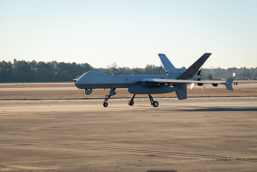 MQ-9 Reaper historic first landing at Shaw Air Force Base