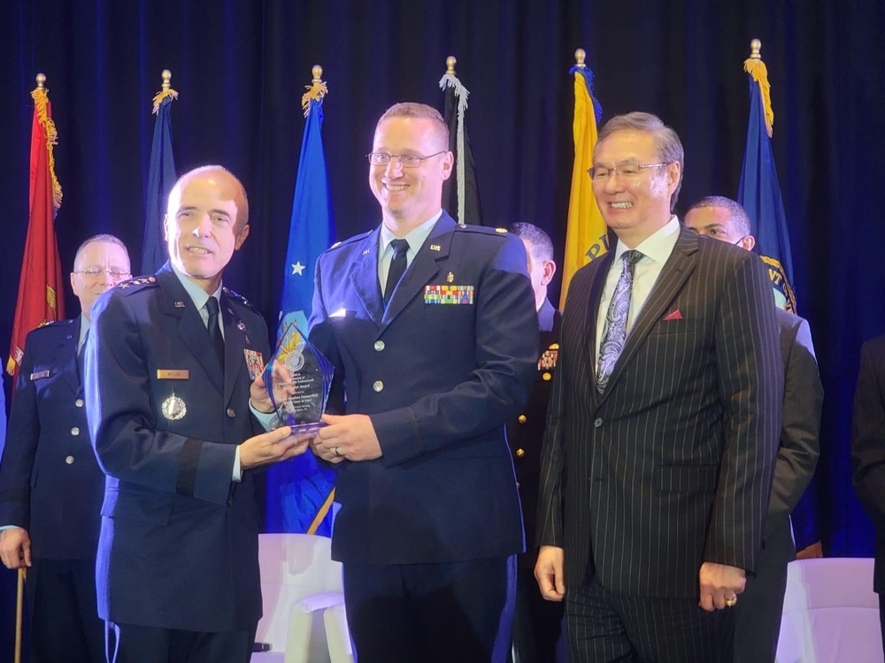 VSFB Medical Professional Selected as AMSUS Innovator of the Year