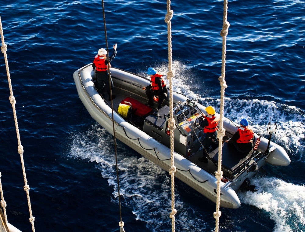2nd Division Sailors launch rigid-hull inflatable boat