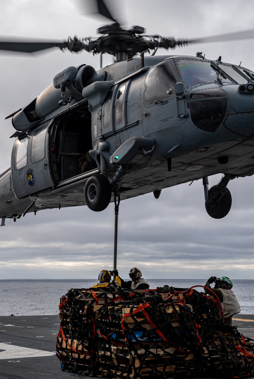 USS America Conducts (LHA 6) a Vertical Replenishment With USNS Carl Brashear (T-AKE-7)