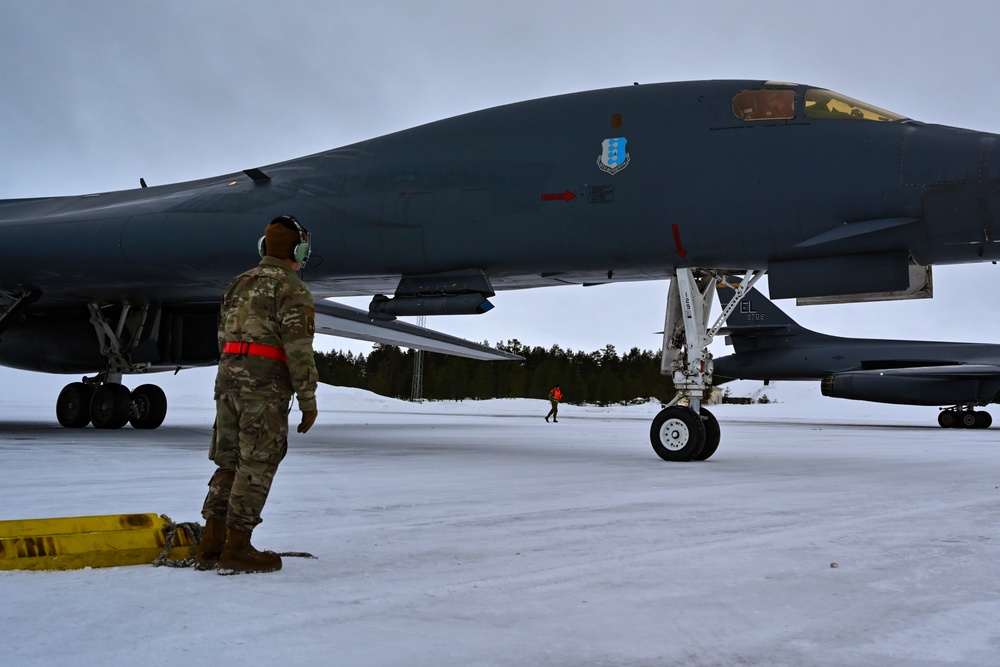 U.S. bombers arrive in Sweden for Bomber Task Force 24-2