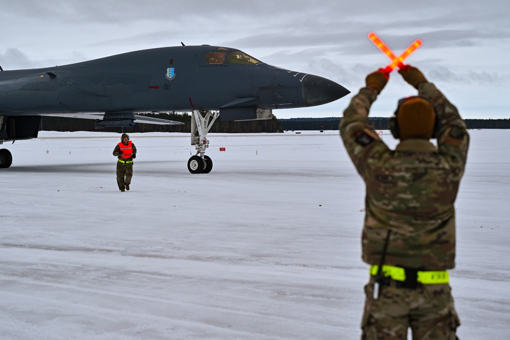 U.S. bombers arrive in Sweden for Bomber Task Force 24-2