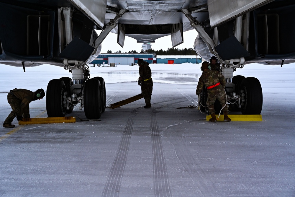 U.S. bombers arrive in Sweden for Bomber Task Force 24-2