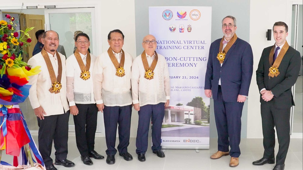 Friends.Partners.Allies: DTRA Partners with Philippines to Increase Regional Public and Veterinarian Health Capacity