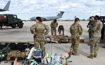 433rd AES and CCATT Airmen Sharpen Patient Evac Skills