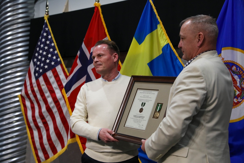 Minnesota National Guard Hosts American Meal during NOREX 51