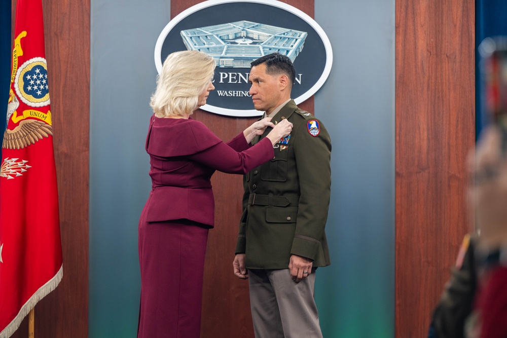 SECARMY Wormuth Recognizes Army Astronaut Col. Rubio