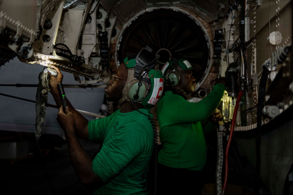 USS Dwight D. Eisenhower Conducts Routine Operations in the Red Sea