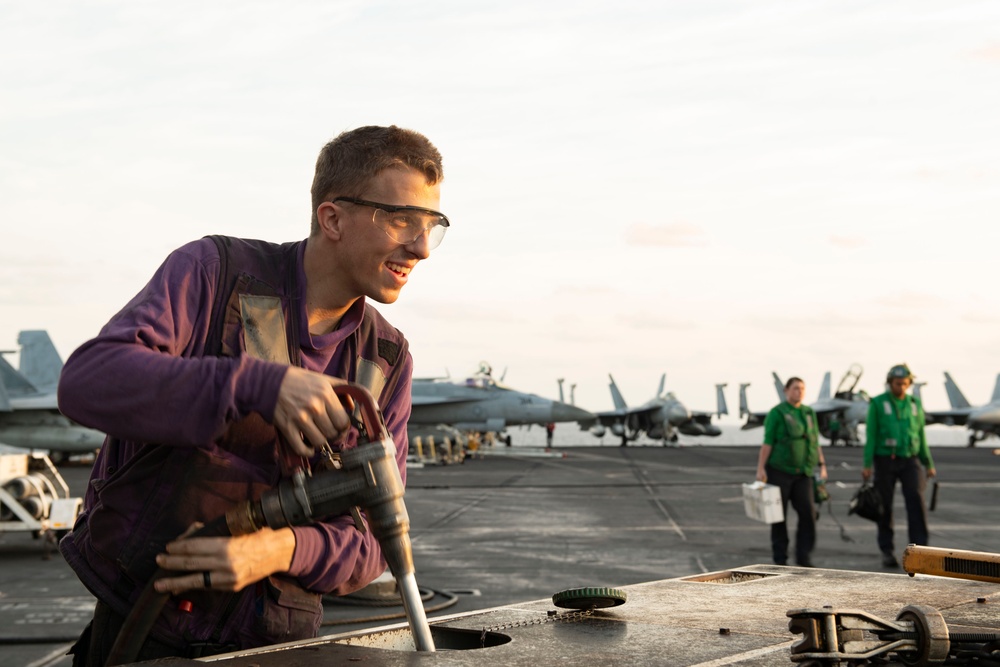 USS Dwight D. Eisenhower Conducts Routine Operations in the Red Sea