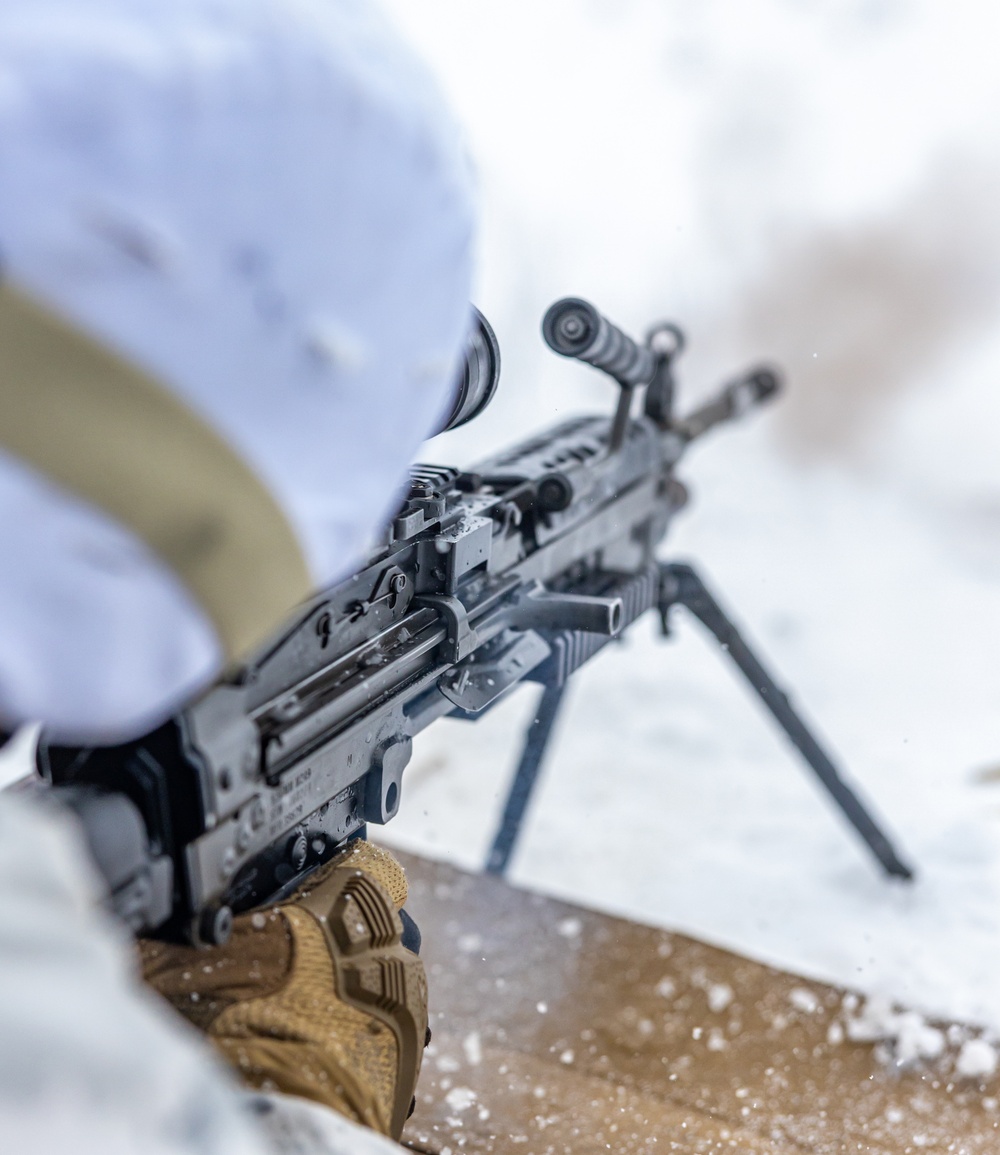 Combat Logistics Battalion 6 M249 Machine Gun Range