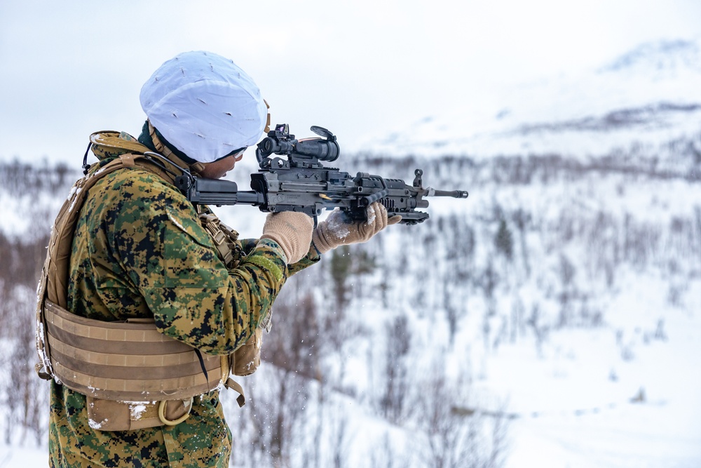 Combat Logistics Battalion 6 M249 Machine Gun Range