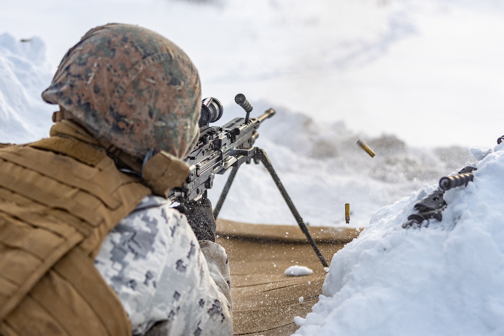 Combat Logistics Battalion 6 Conducts a Live Fire and Maneuver Range