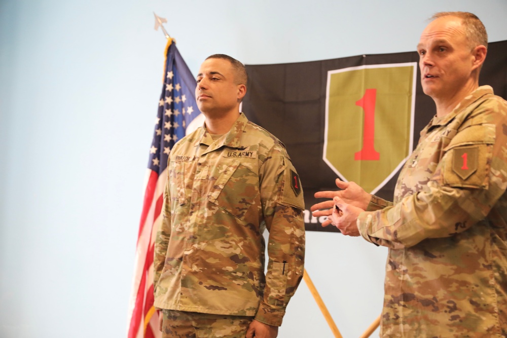 Commanding General of the 1st Infantry Division John V. Meyer III Powidz, Poland Battlefield Circulation