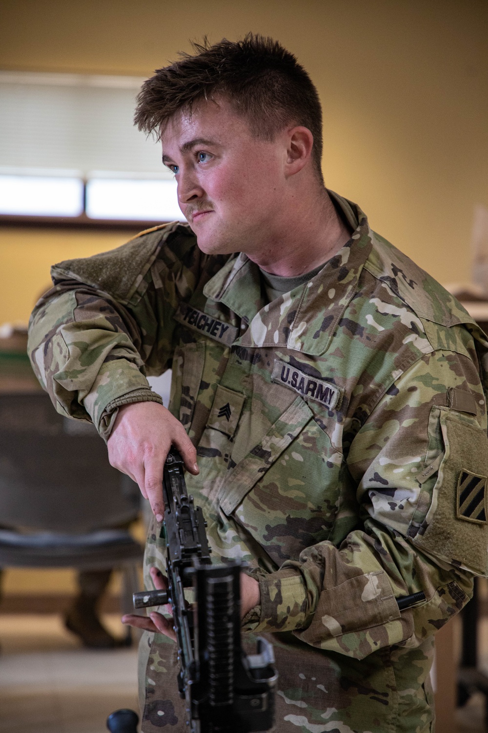 3rd Division Sustainment Brigade brushes up on their M240 weapon skills