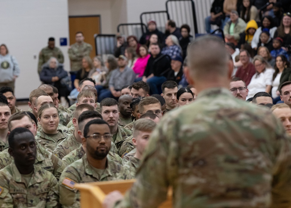 1483rd Transporation Company honored during pre-deployment ceremony