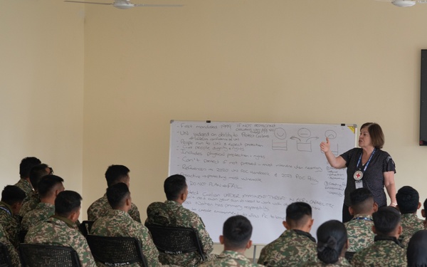 Shanti Prayas IV | IHL/IHR Class with Malaysian Armed Forces