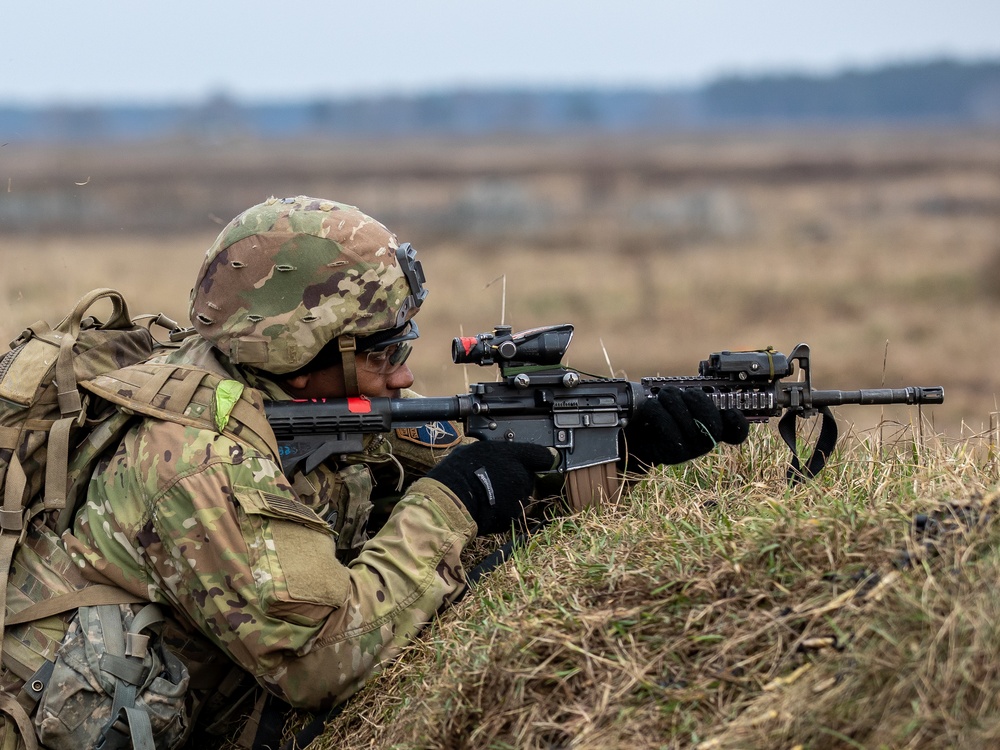 Task Force Marne Soldiers conduct combined arms live-fire exercise at Bemowo Piskie Training Area, Poland