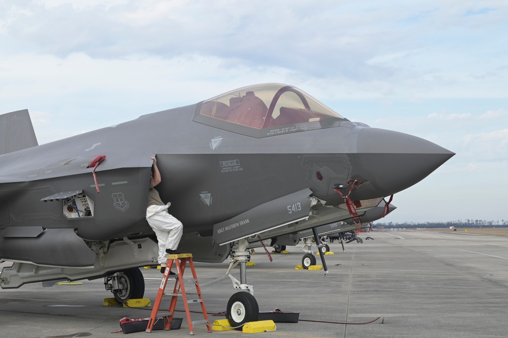 Wisconsin Airmen complete first F-35 training deployment